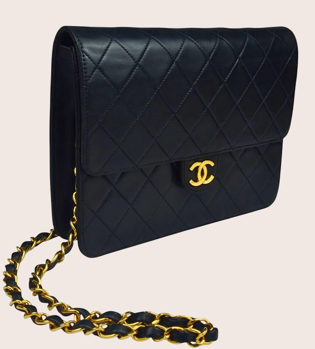 Chanel Single Flap Vintage Tasche schwarz – Lammleder mit Kettenriemen