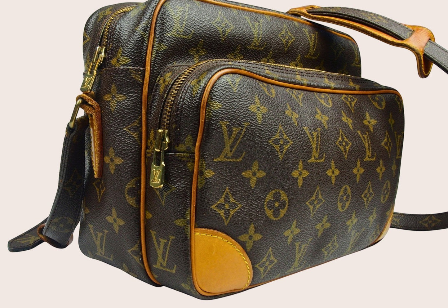Louis Vuitton Nile Vintage Bag – Monogram Canvas Crossbody