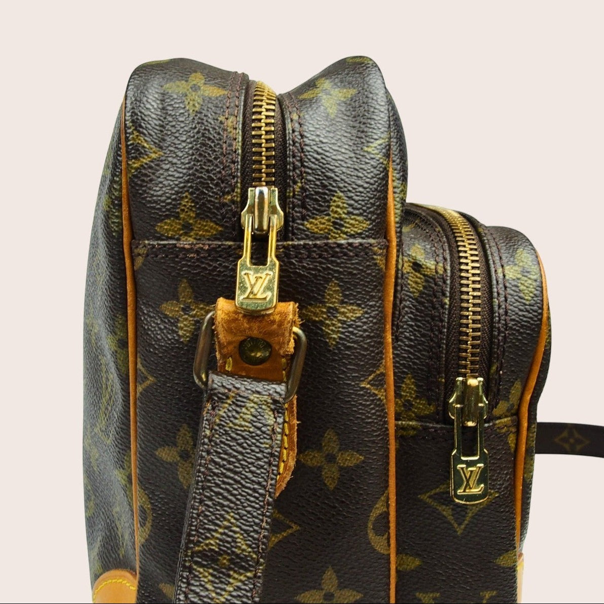 Louis Vuitton Nile Vintage Bag – Monogram Canvas Crossbody
