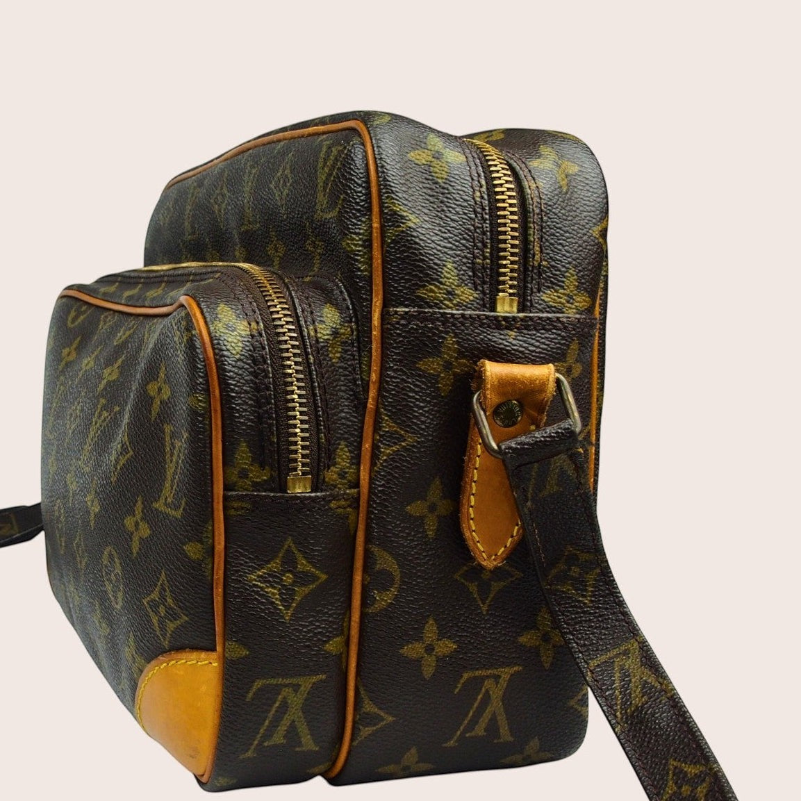 Louis Vuitton Nile Vintage Bag – Monogram Canvas Crossbody
