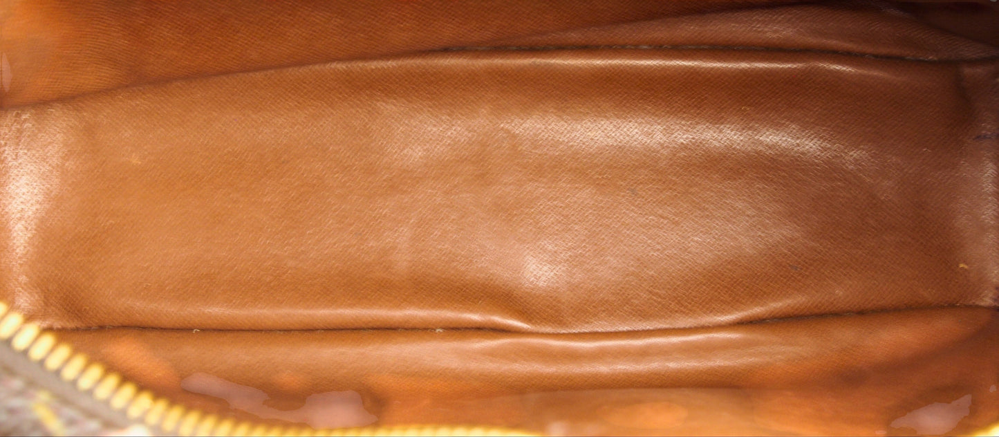 Louis Vuitton Nile Vintage Bag – Monogram Canvas Crossbody