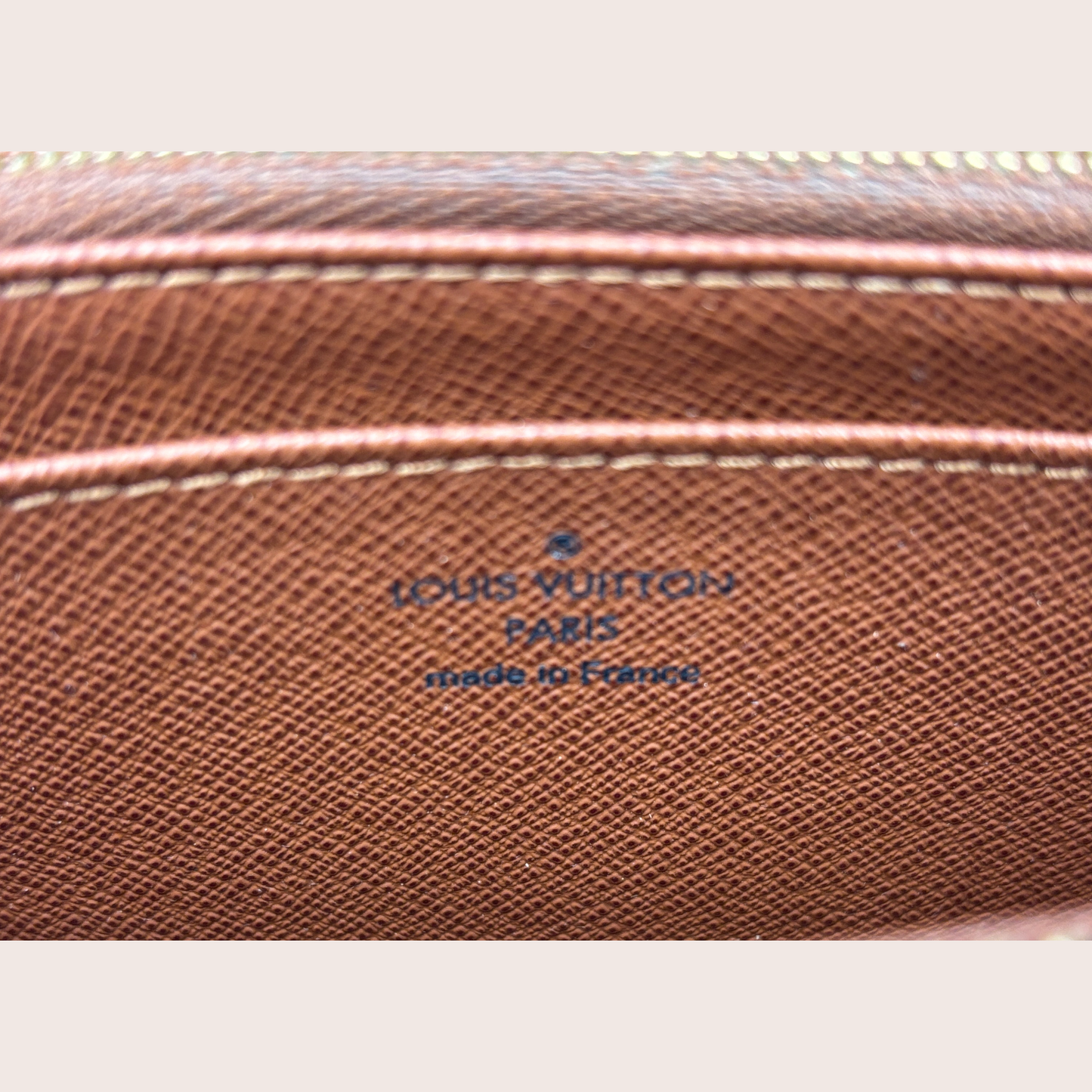 Louis Vuitton Astrid Wallet Geldbörse Vintage – Monogram Canvas mit Wristlet (Full Set)