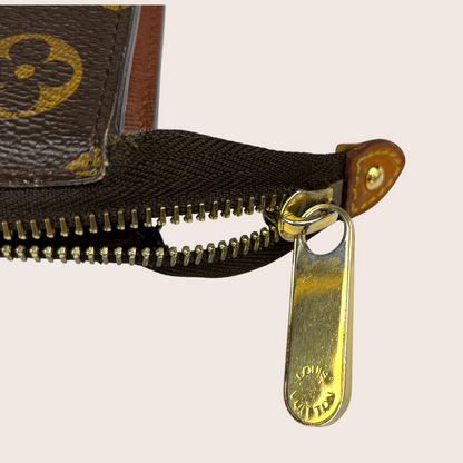 Louis Vuitton Astrid Wallet Geldbörse Vintage – Monogram Canvas mit Wristlet (Full Set)