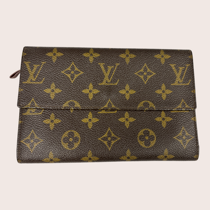 Louis Vuitton Portefeuille International Vintage 80er Monogram Canvas Frontansicht geschlossen