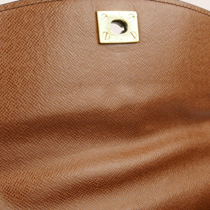 Louis Vuitton Malesherbes Vintage – Detailaufnahme der Lederdetails und Patina